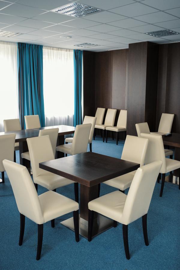 Sport-Relax Centrum Bors Club Breclav Ngoại thất bức ảnh